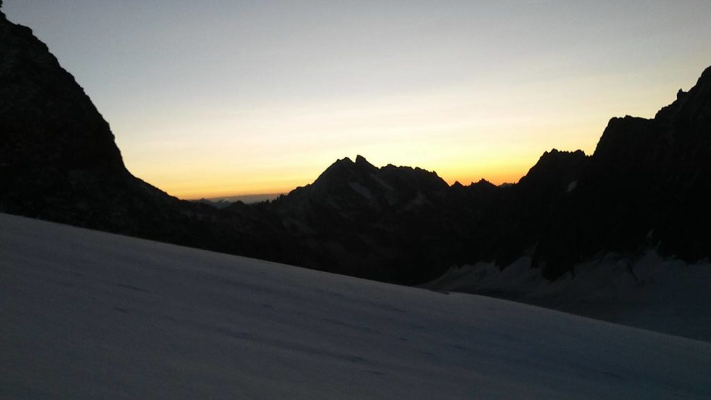 Levé de soleil sur les Ecrins